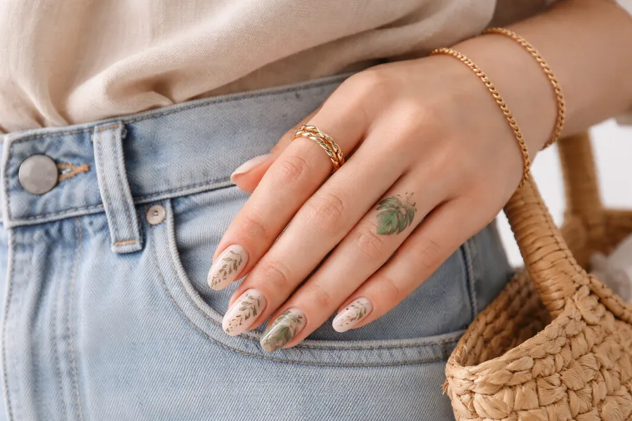 Plant Nail Art (3)