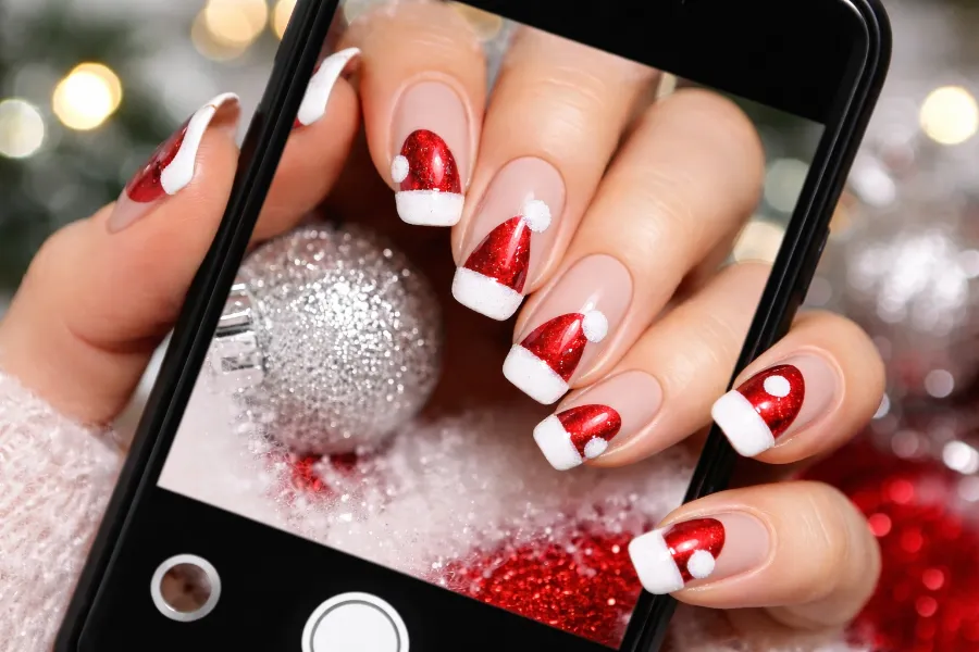 Santa Hat Nails (3)