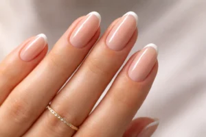 Micro French Tip Nail Trend 1