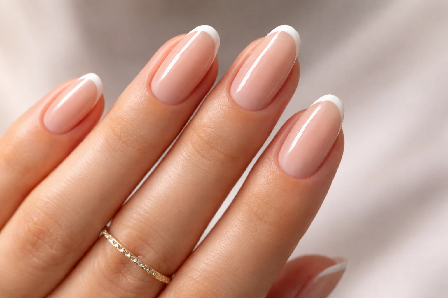 Micro French Tip Nail Trend 1