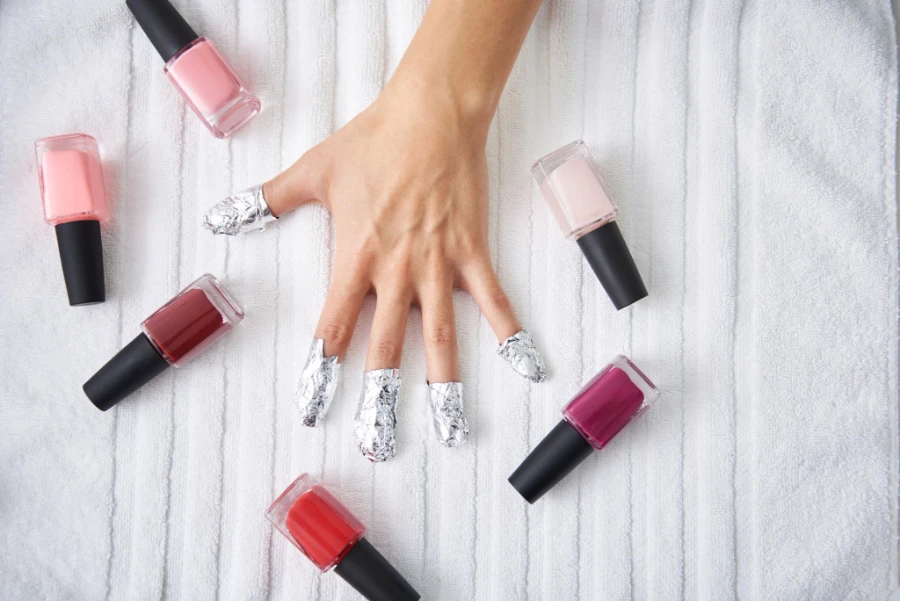 How to Remove Gel Nails Safely Without Damage (2)