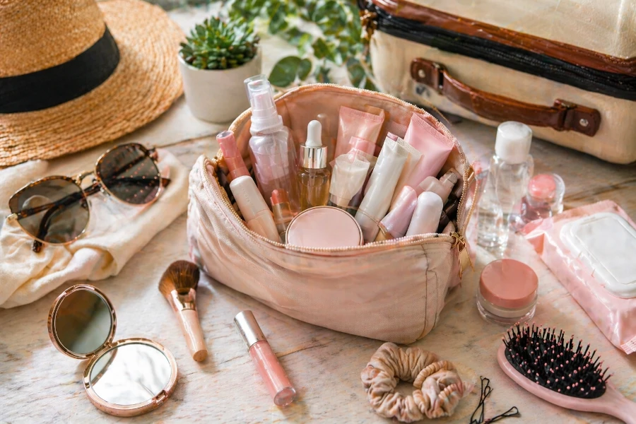 quick beauty fixes to carry in your travel bag (2)